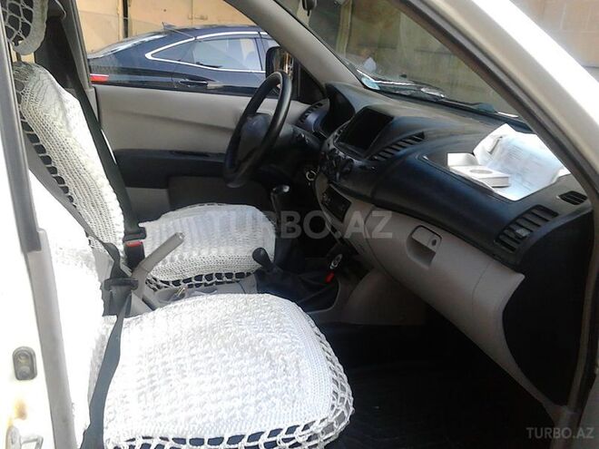 Mitsubishi L200 2007, 155,000 km - 2.5 l - Bakı