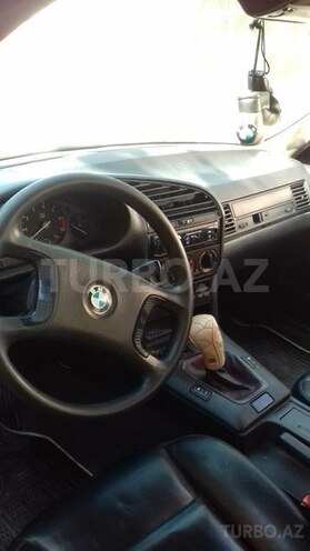 BMW 318 1993, 260,000 km - 1.8 l - Bakı