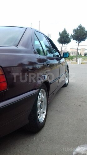 BMW 318 1993, 260,000 km - 1.8 l - Bakı