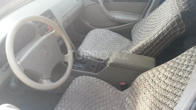 Mercedes C 200 1998, 280,000 km - 2.0 l - Bakı