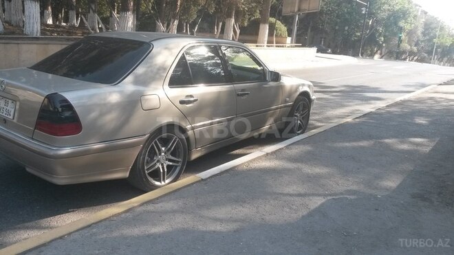 Mercedes C 200 1998, 280,000 km - 2.0 l - Bakı
