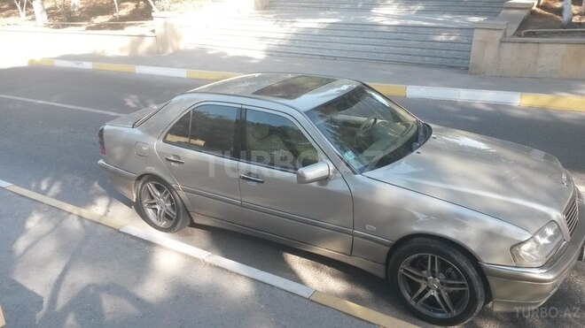 Mercedes C 200 1998, 280,000 km - 2.0 l - Bakı