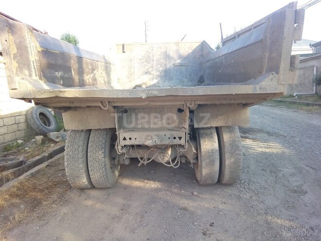 KamAz 55111 1983, 689,565 km - 11.0 l - Quba