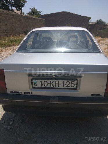Opel Omega 1987, 300,000 km - 0.2 л - Bakı
