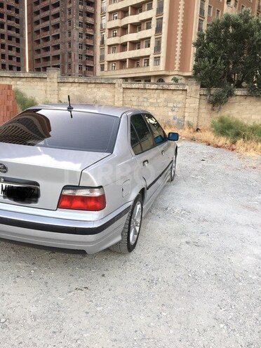 BMW 320 1996, 232,123 km - 2.0 л - Bakı