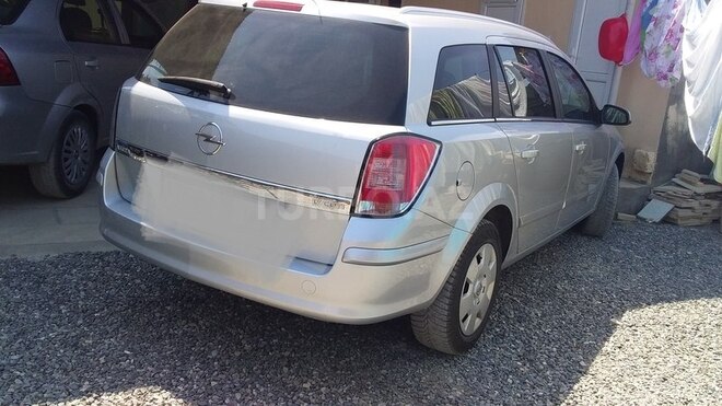 Opel Astra 2007, 175,000 km - 1.7 l - Bakı
