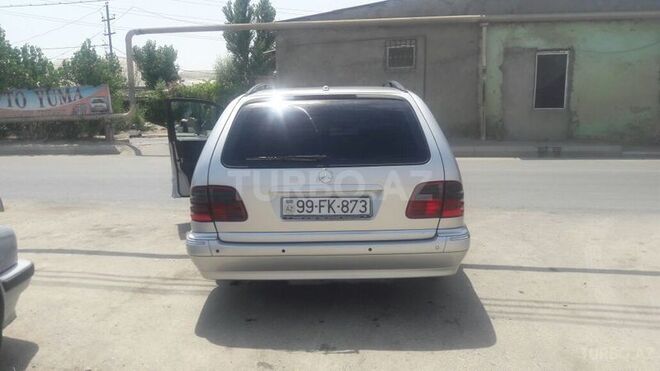 Mercedes C 220 2000, 308,361 km - 2.2 l - Bakı