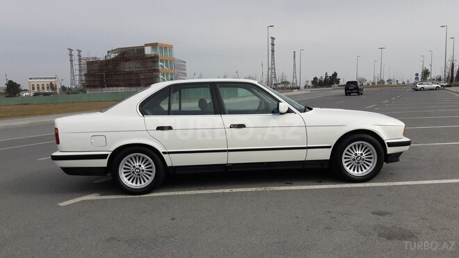 BMW 520 1989, 150,000 km - 2.0 l - Bakı