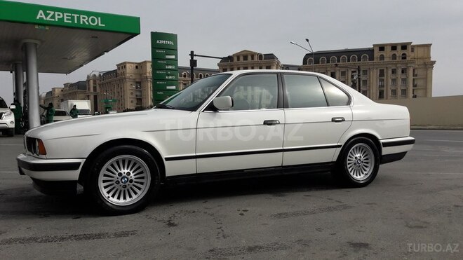 BMW 520 1989, 150,000 km - 2.0 l - Bakı