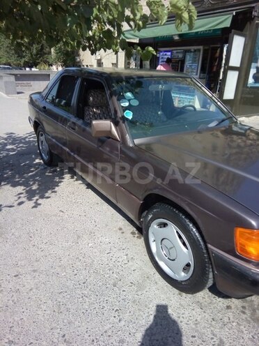 Mercedes 190 1992, 243,549 km - 2.0 л - Bakı