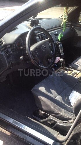 Mercedes E 270 2001, 2,442,350 km - 0.3 л - Qəbələ