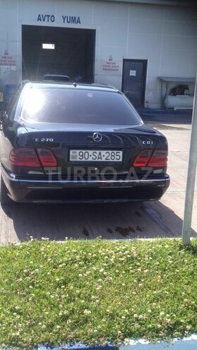 Mercedes E 270 2001, 2,442,350 km - 0.3 л - Qəbələ