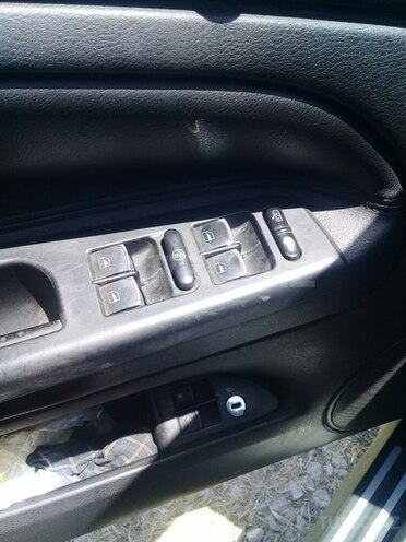 Volkswagen Passat 2003, 210,000 km - 1.8 l - Ağdaş