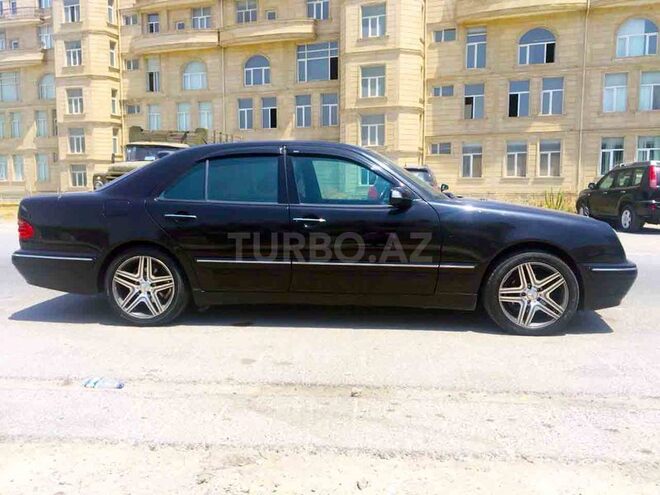 Mercedes E 240 1999, 260,000 km - 2.4 л - Bakı