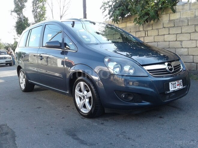 Opel Zafira 2008, 151,000 km - 1.7 l - Qax