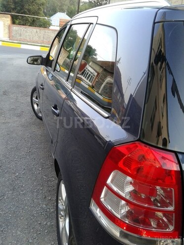 Opel Zafira 2008, 151,000 km - 1.7 l - Qax