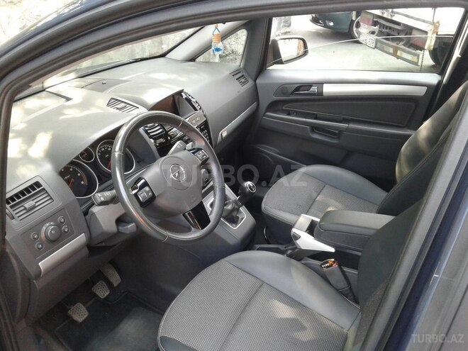 Opel Zafira 2008, 151,000 km - 1.7 l - Qax