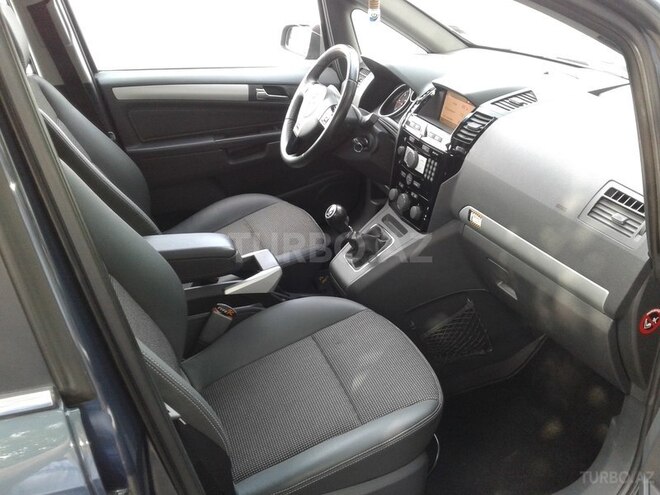 Opel Zafira 2008, 151,000 km - 1.7 l - Qax