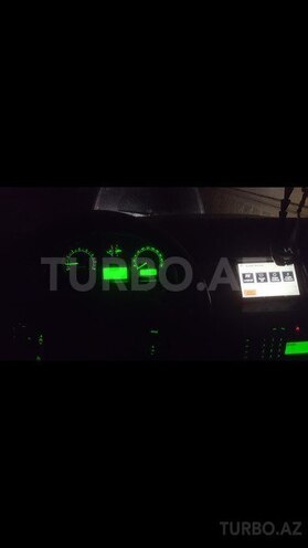 Land Rover Discovery 2005, 167,000 km - 4.4 l - Bakı
