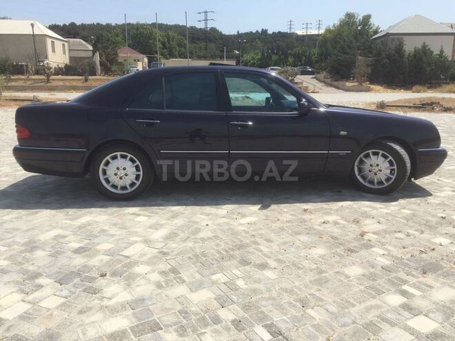 Mercedes E 240 1999, 350,000 km - 2.4 l - Bakı