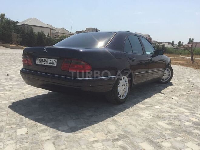 Mercedes E 240 1999, 350,000 km - 2.4 l - Bakı
