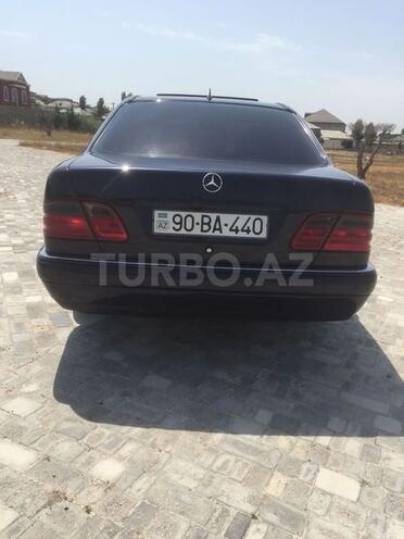 Mercedes E 240 1999, 350,000 km - 2.4 l - Bakı