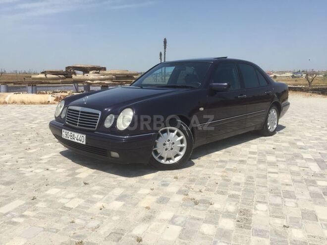 Mercedes E 240 1999, 350,000 km - 2.4 l - Bakı