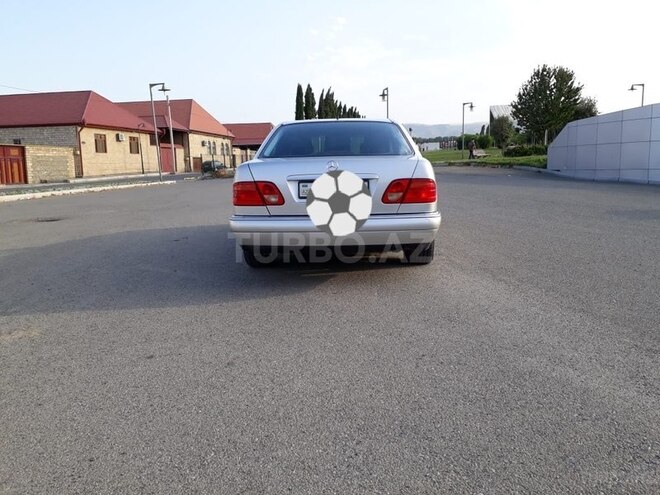 Mercedes E 240 1999, 172,000 km - 2.4 l - Şəmkir