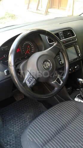 Volkswagen Polo 2012, 86,000 km - 1.6 l - Bakı