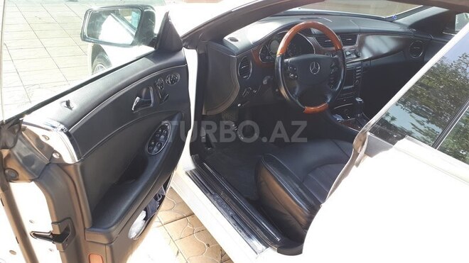 Mercedes CLS 350 2006, 200,000 km - 3.5 л - Bakı