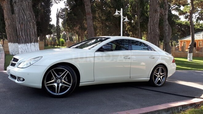 Mercedes CLS 350 2006, 200,000 km - 3.5 л - Bakı