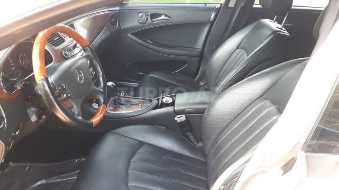 Mercedes CLS 350 2006, 200,000 km - 3.5 л - Bakı