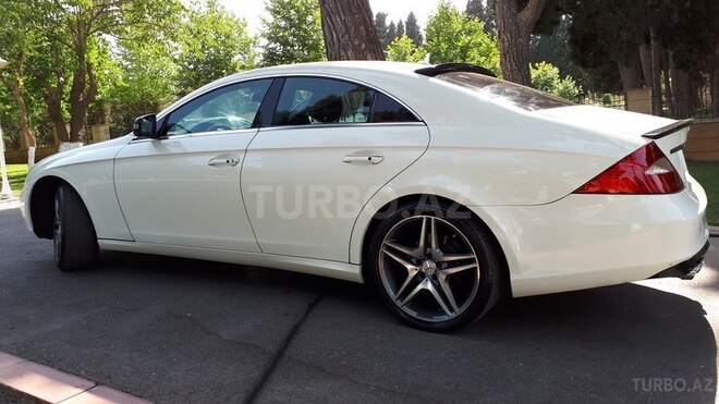 Mercedes CLS 350 2006, 200,000 km - 3.5 л - Bakı