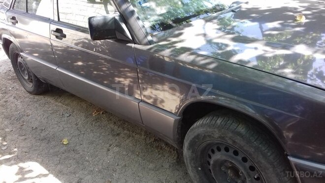 Mercedes 190 1991, 256,348 km - 2.0 л - İmişli