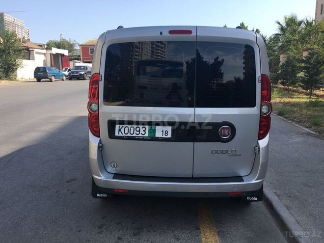 Fiat Doblo 2011, 142,100 km - 1.6 л - Bakı