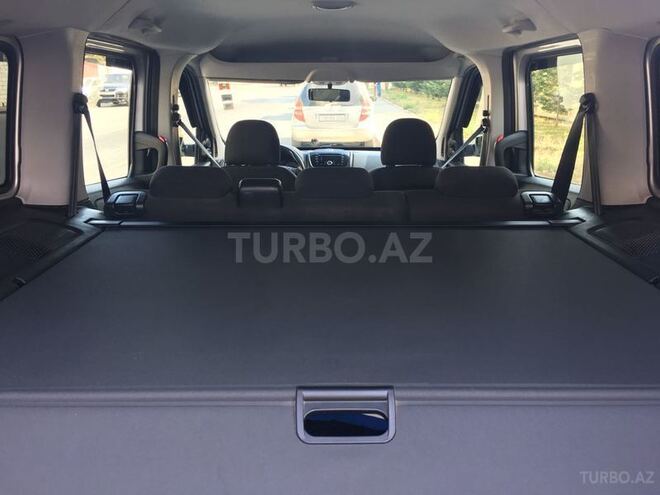 Fiat Doblo 2011, 142,100 km - 1.6 л - Bakı