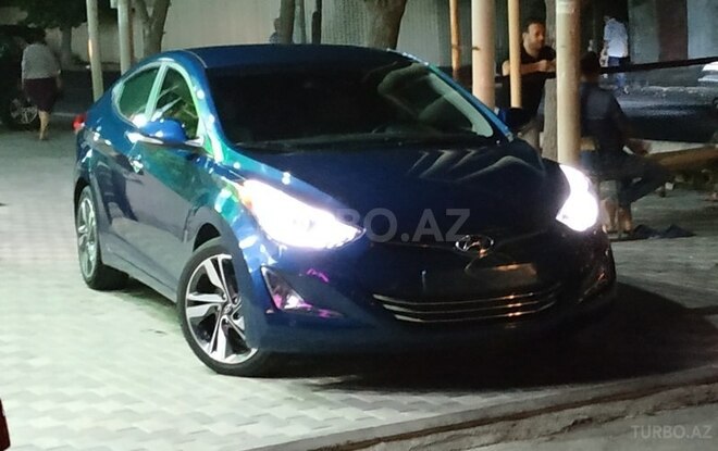 Hyundai Elantra 2015, 25,000 km - 1.8 л - Bakı