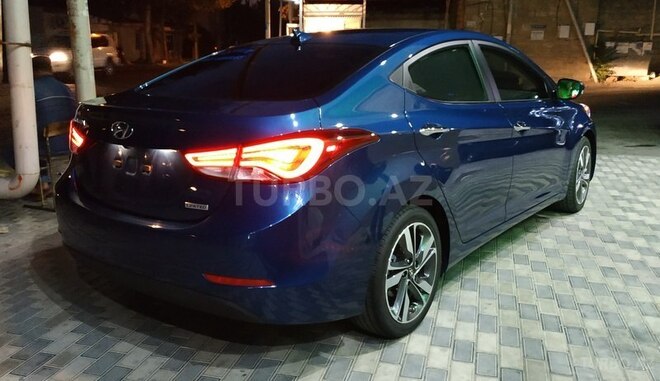 Hyundai Elantra 2015, 25,000 km - 1.8 л - Bakı