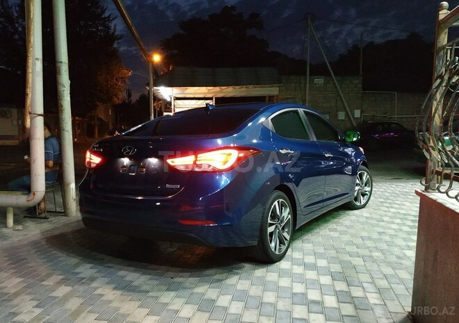 Hyundai Elantra 2015, 25,000 km - 1.8 л - Bakı