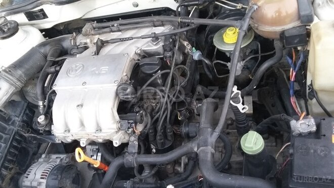 Volkswagen Polo 1999, 120,393 km - 1.6 l - Bakı