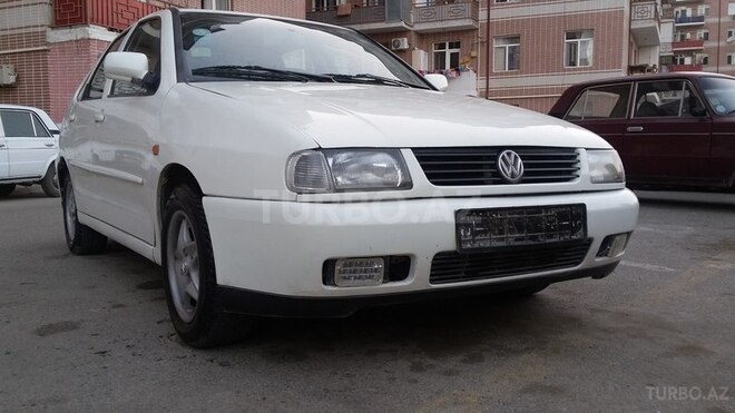 Volkswagen Polo 1999, 120,393 km - 1.6 l - Bakı