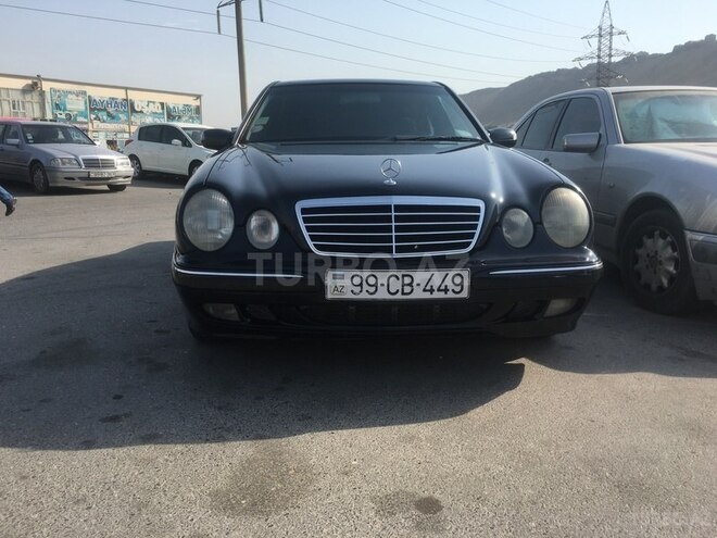 Mercedes E 220 1999, 450,000 km - 2.2 л - Xırdalan
