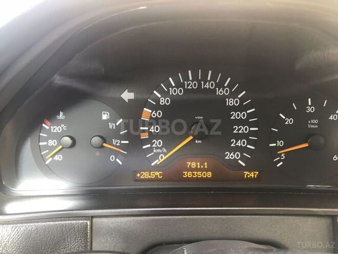 Mercedes E 240 1997, 363,500 km - 2.4 l - Bakı