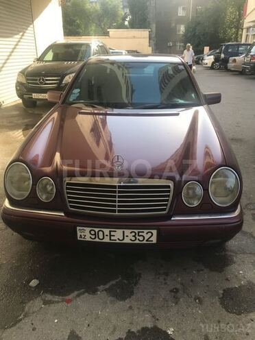 Mercedes E 240 1997, 363,500 km - 2.4 l - Bakı