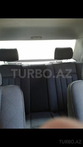 Mercedes E 250 1995, 35,000 km - 0.3 l - Cəbrayıl