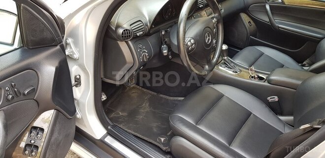 Mercedes C 230 2006, 134,500 km - 2.5 l - Bakı