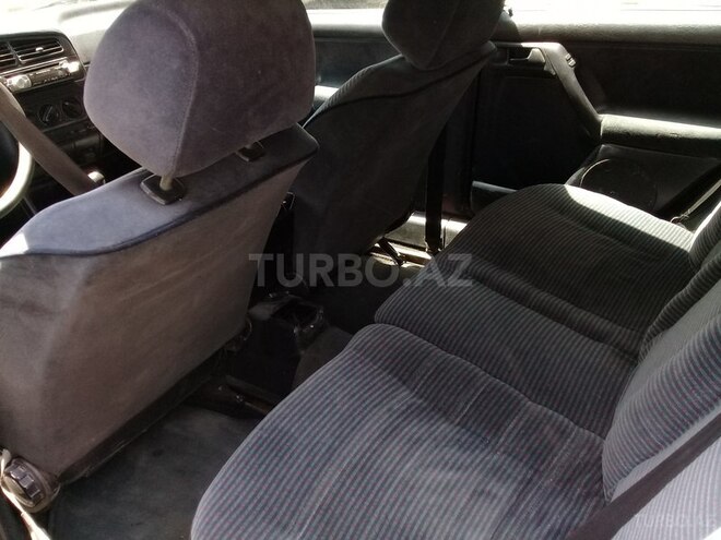 Volkswagen Golf 1993, 220,000 km - 2.0 л - Bakı