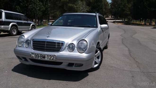 Mercedes E 220 2000, 298,000 km - 2.2 l - Sumqayıt