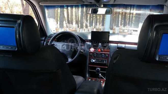 Mercedes E 220 2000, 298,000 km - 2.2 l - Sumqayıt