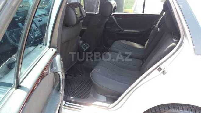 Mercedes E 220 2000, 298,000 km - 2.2 l - Sumqayıt